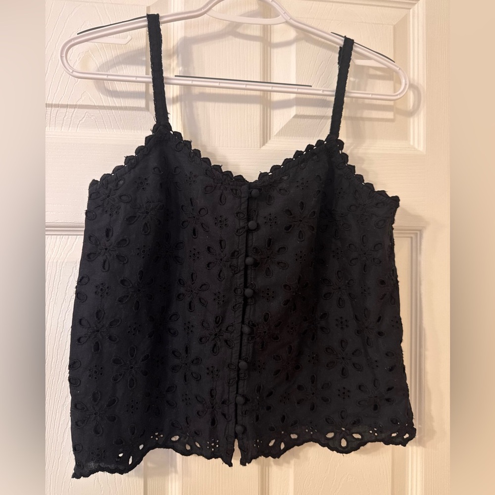 Beautiful Abercrombie & Fitch Eyelet Tank Size XS